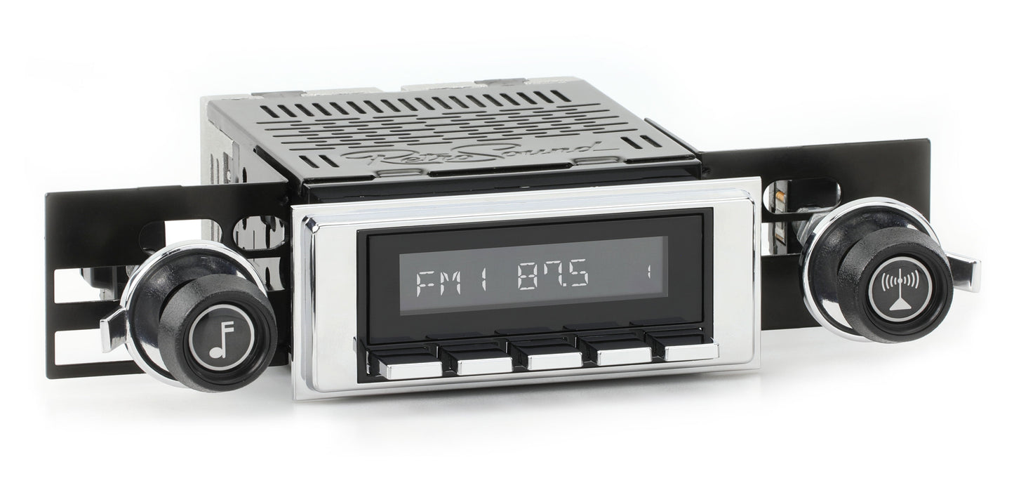 1970-1972 Chevrolet Monte Carlo RetroRadio