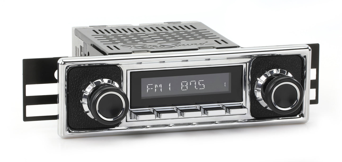 1974-1983 Mercedes-Benz 240D RetroRadio