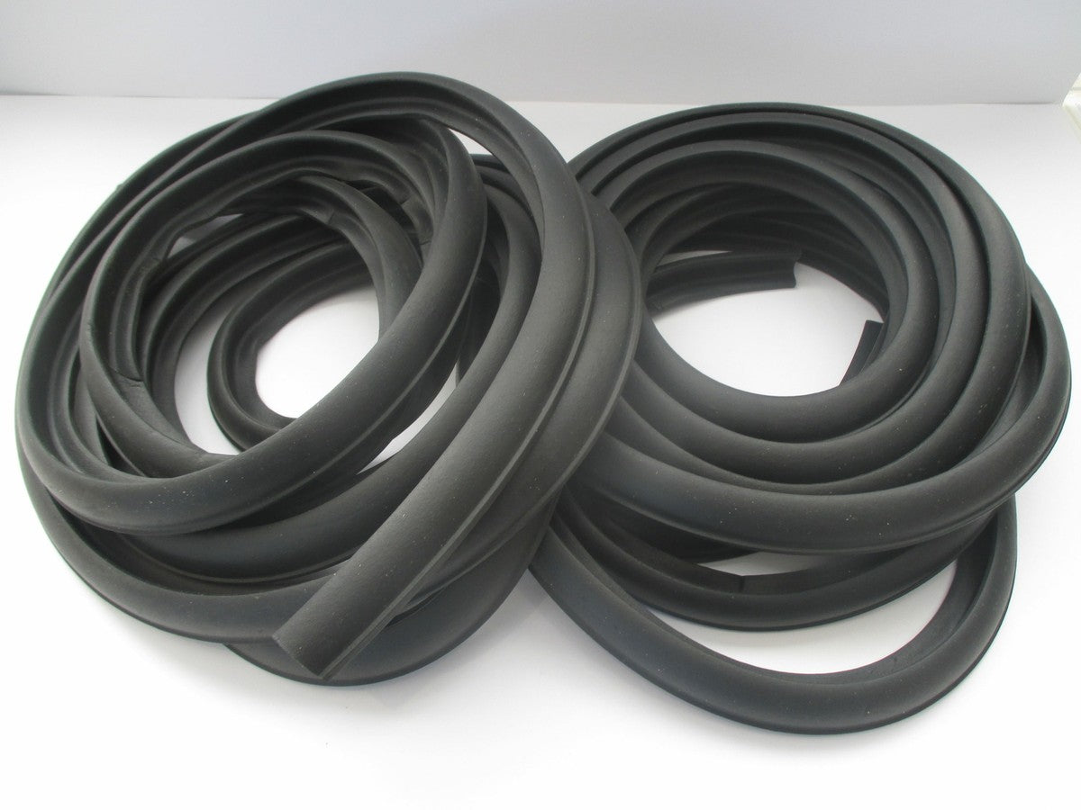 *1953-54 Chevrolet Bel Air, 4-Dr; Front Door Seals